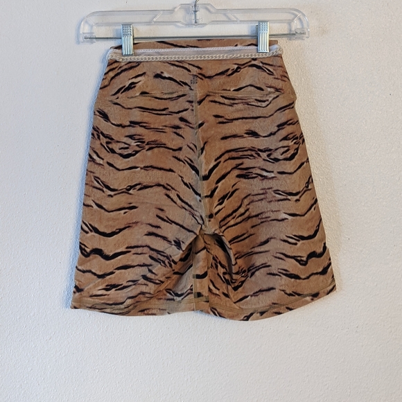 {WeWoreWhat} Brand New Chain Bike Shorts - Picture 9 of 11